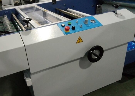 Chiny Błyszcząca / matowa maszyna do laminowania folii Bopp Półautomatyczne podawanie ręczne dostawca